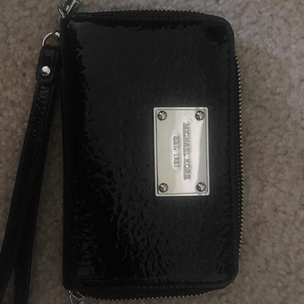 Michael Kors black leather wristlet